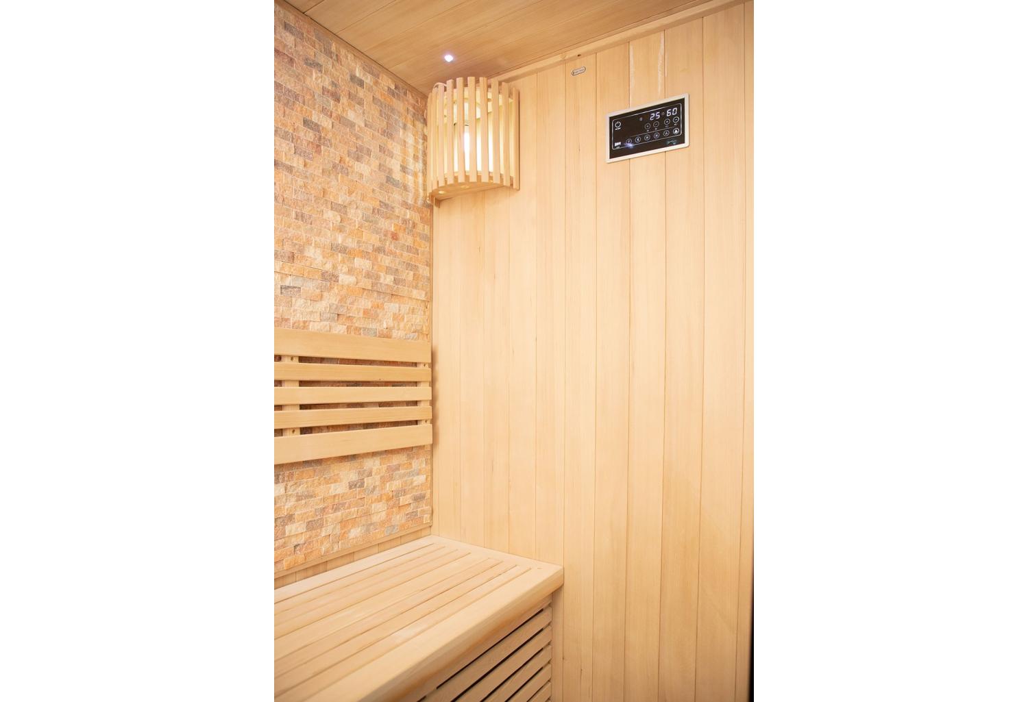 Premium Finnische Sauna AX-001A