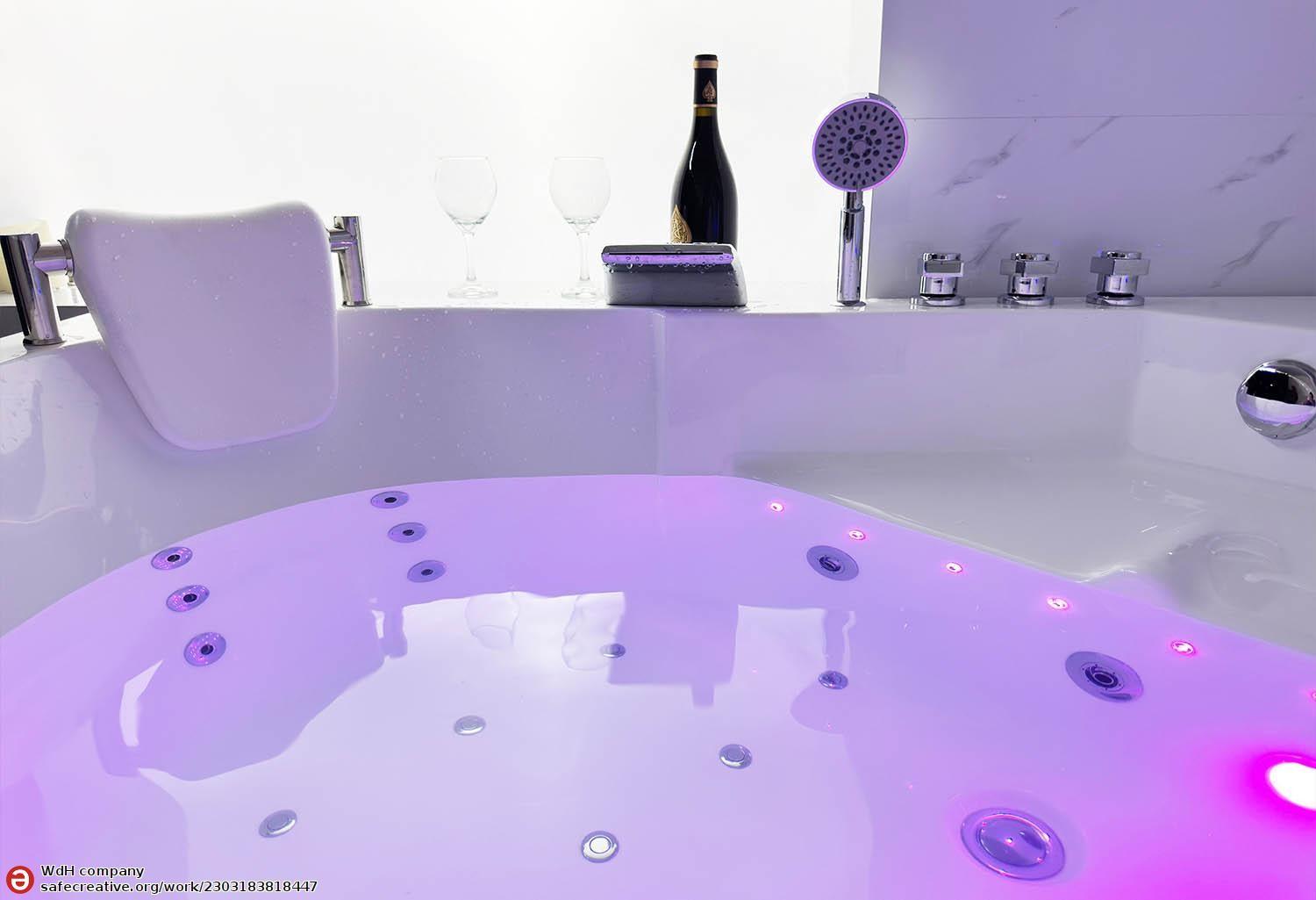 Whirlpool jacuzzi SIROS